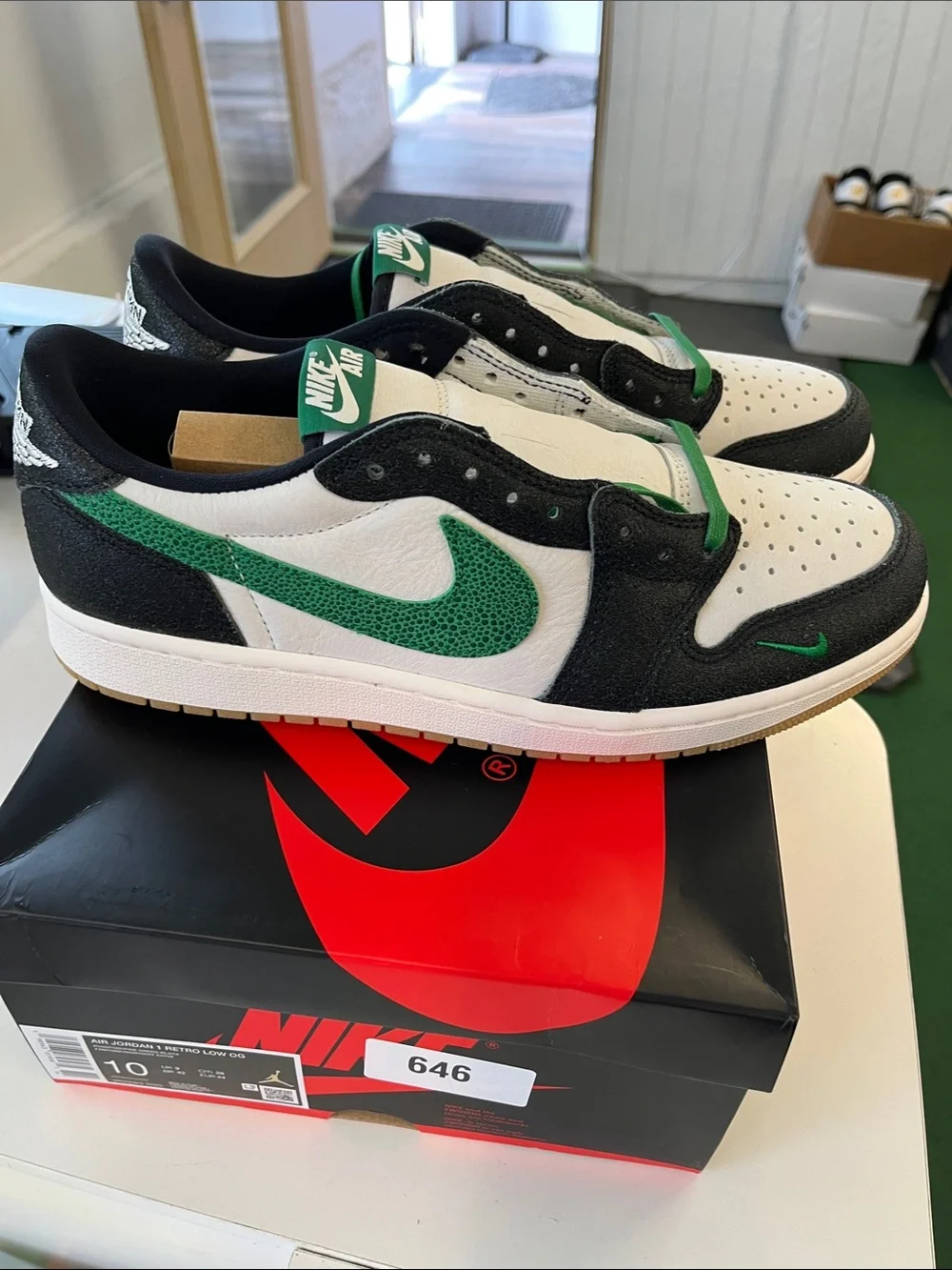 Nike Air Jordan 1 Low - Black/White/Green